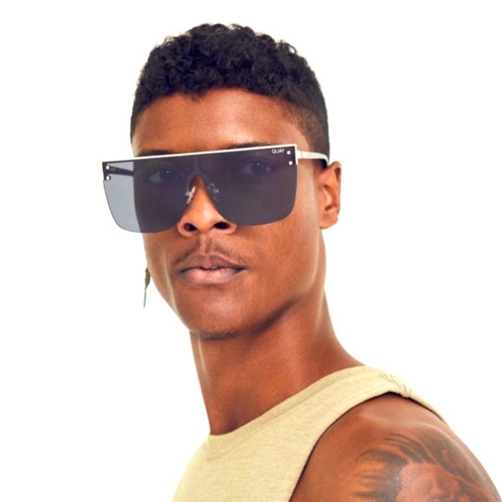 NWT “blocked” quay sunnies😎